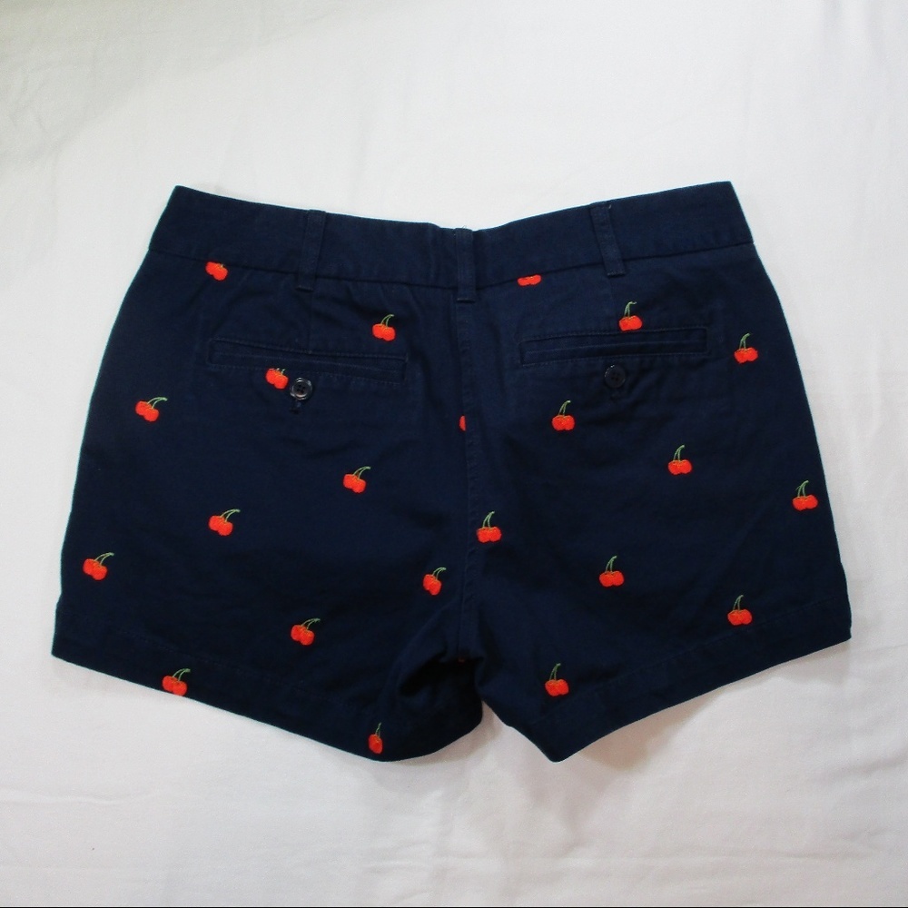 J. CREW Chino Shorts. Size 4 - Picture 7 of 8